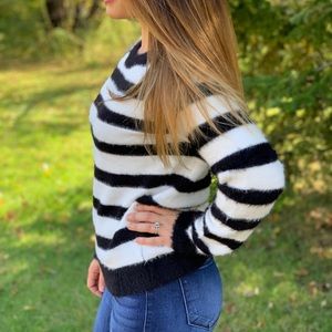 Black and white stripped sweater
